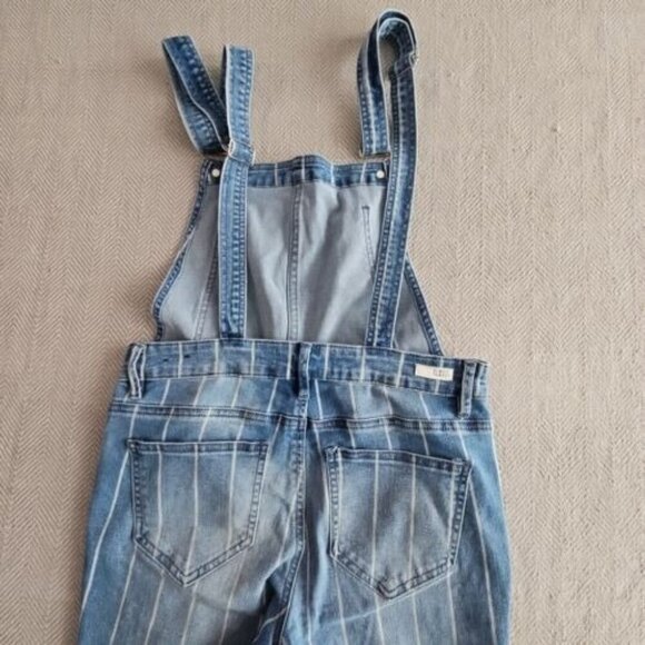 Almost Famous Overall Women's Size Small Striped Side Zip Med Wash ST# M53X-EF - Picture 13 of 16